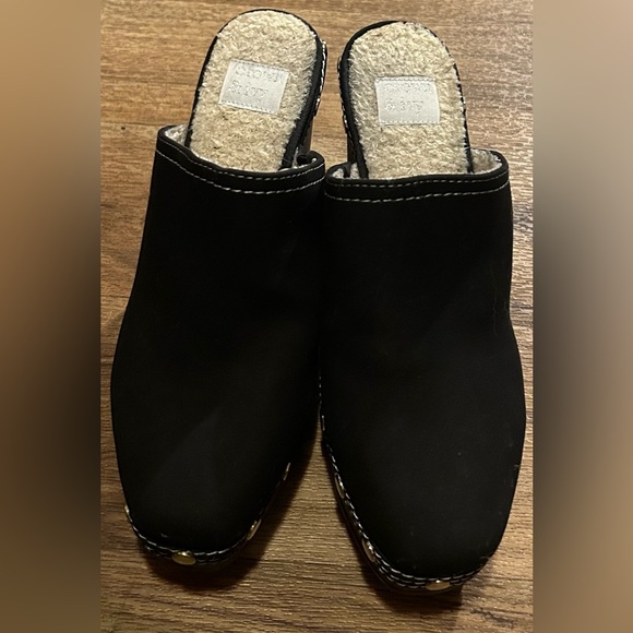 Like New Crown & Ivy Vici Heeled Clogs - Picture 2 of 3